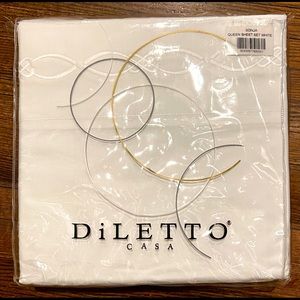 New Queen White Sheet Set